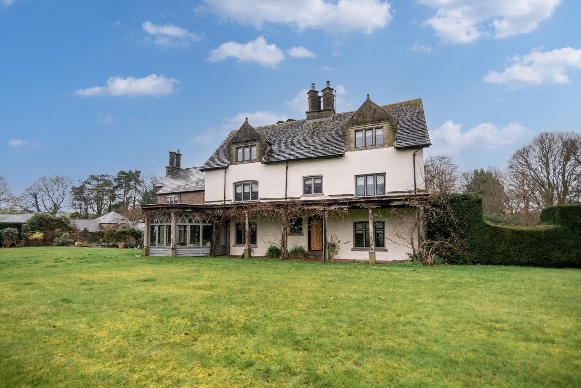 Goytre Hall Абъргавени Екстериор снимка